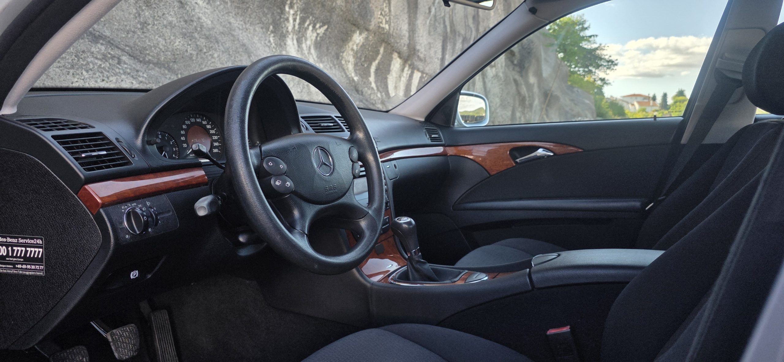 MERCEDES-BENZ E200 CDI