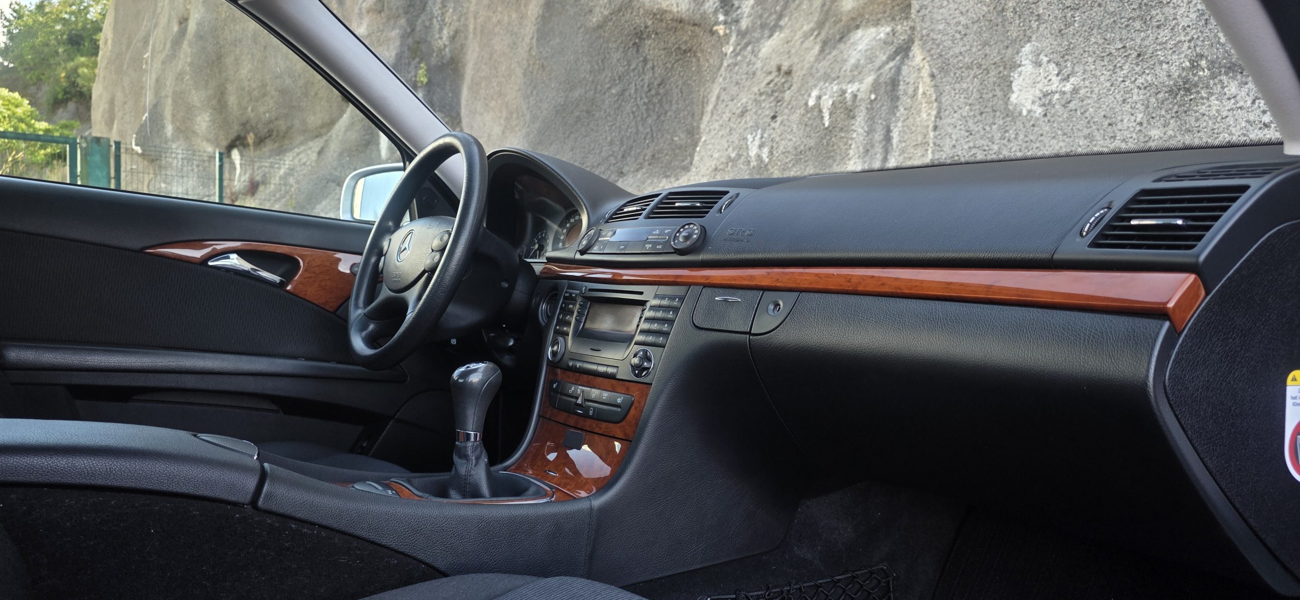 MERCEDES-BENZ E200 CDI