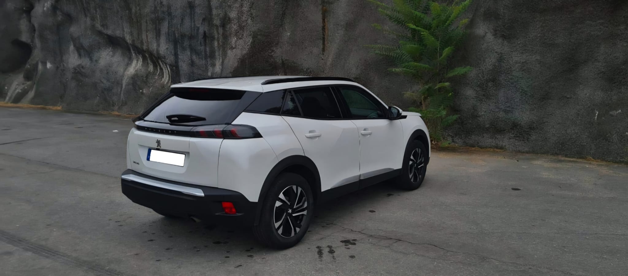 Peugeot 2008 1.2 Puretech Allure